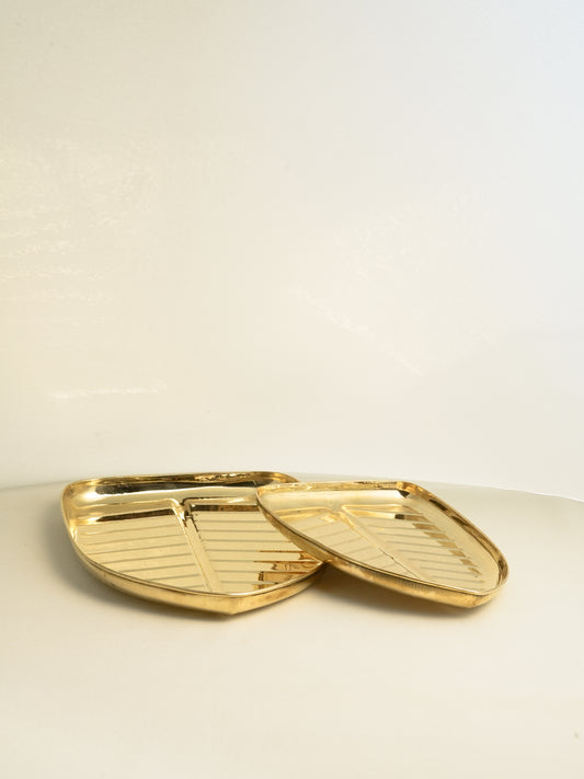 BRASS BANANA LEAF PLATE