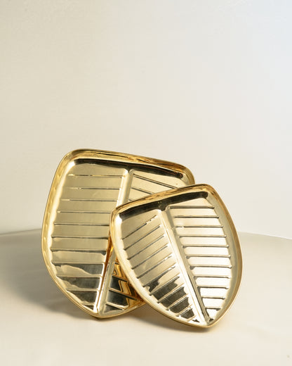 BRASS BANANA LEAF PLATE